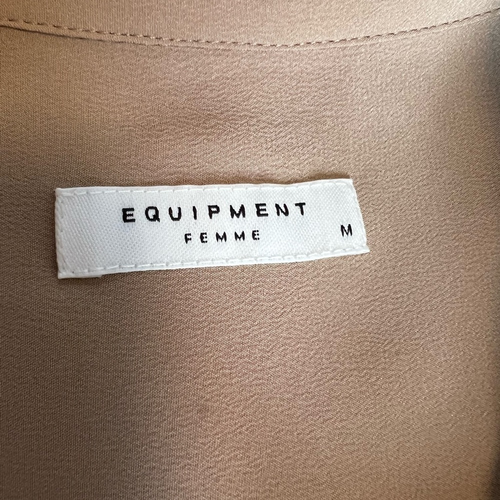 Equipment FemmeTan Collared Silk Blouse Size Medium - Picture 3 of 6